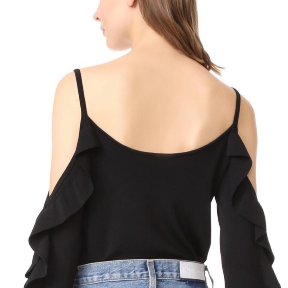Women’s CLUB MONACO Scoop Neckline top cold‎ shoulders ruffled sleeves NWT